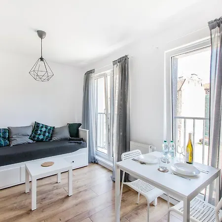 Grey Apartment! Cozy For Two! Wroclaw